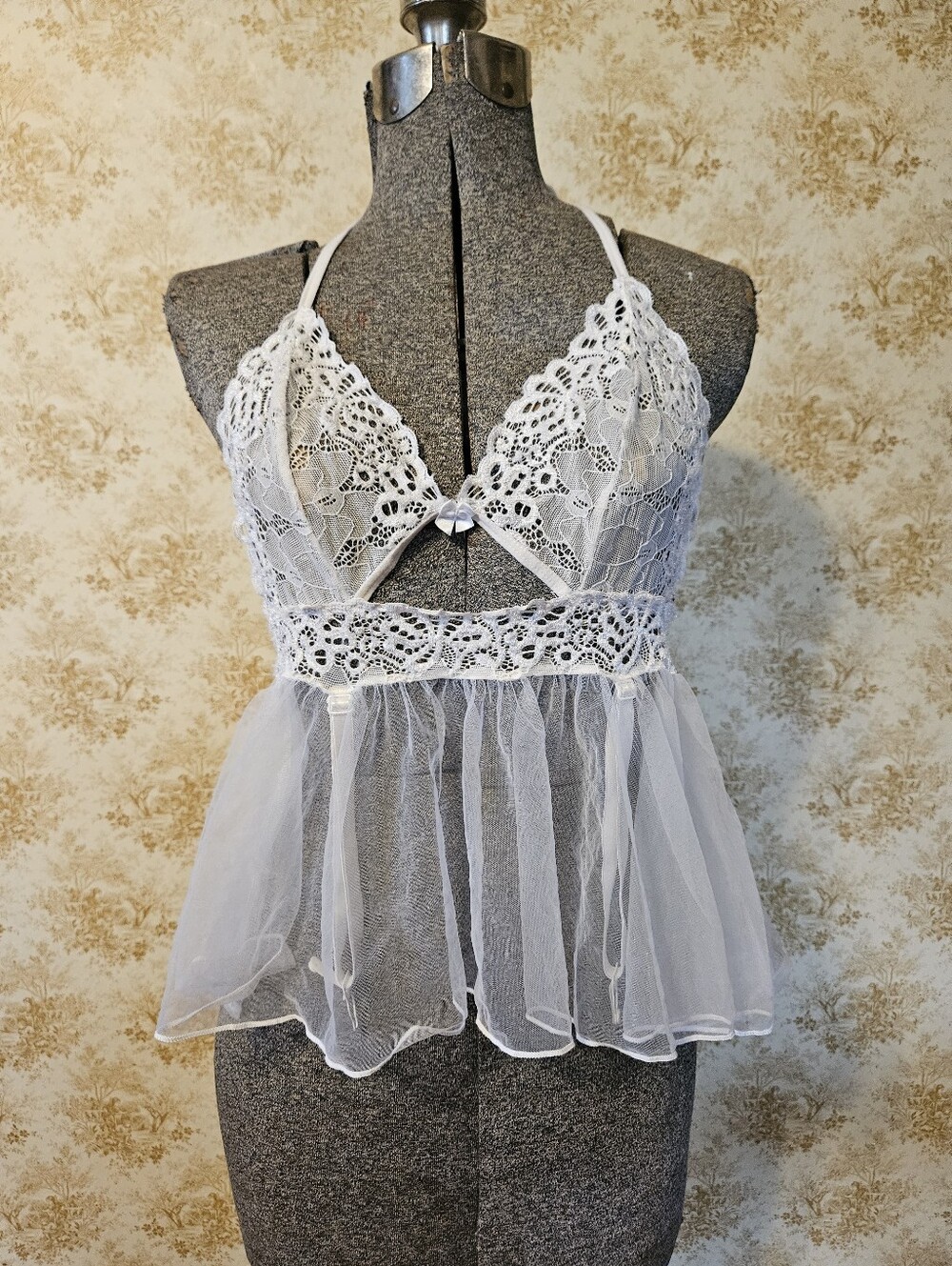 Escante Collection White Lace Halter Babydoll (Deadstock) Vintage